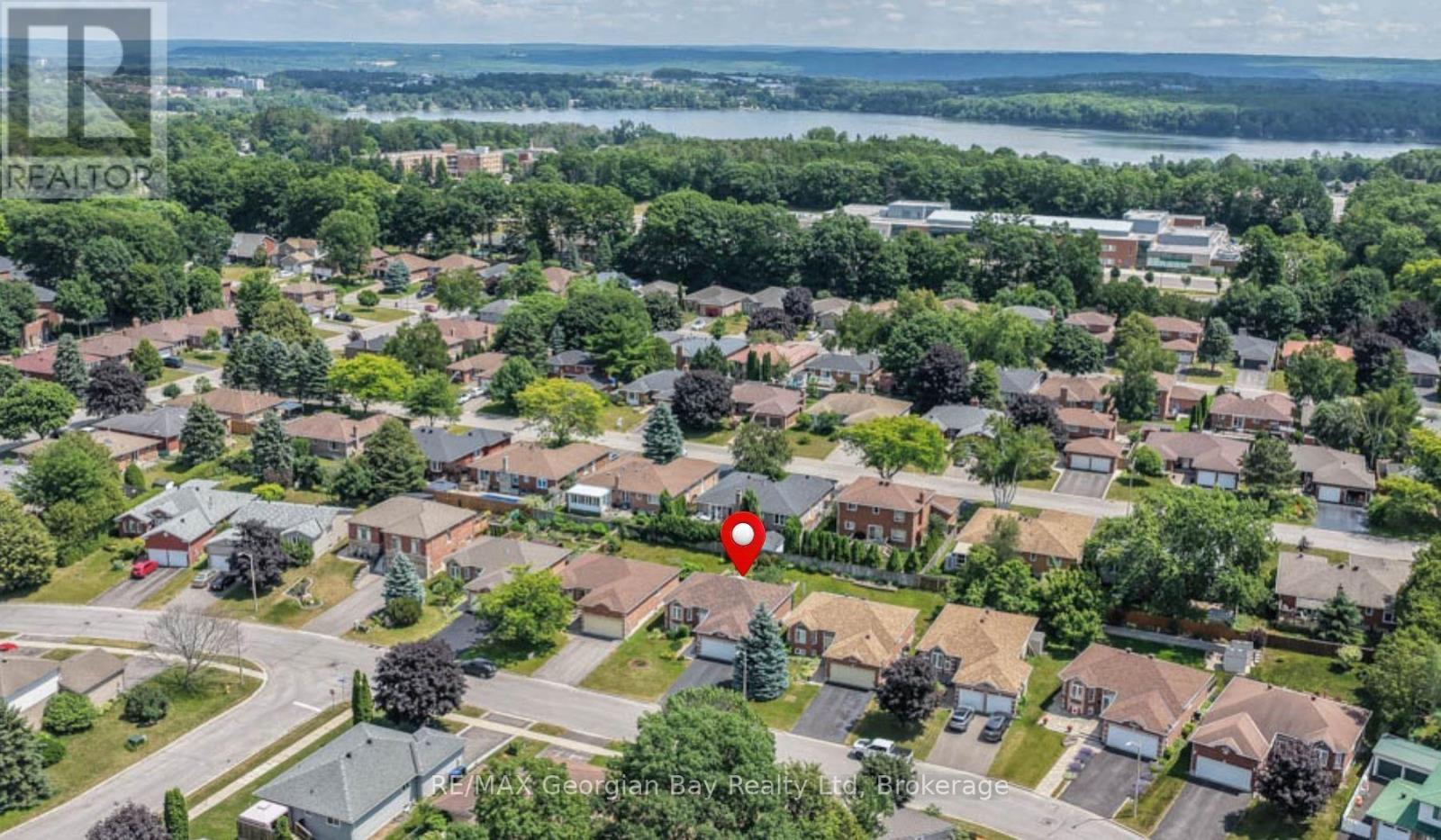 947 MONTREAL STREET - 39