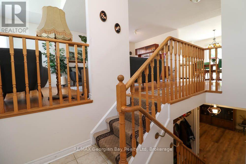 947 MONTREAL STREET - 6