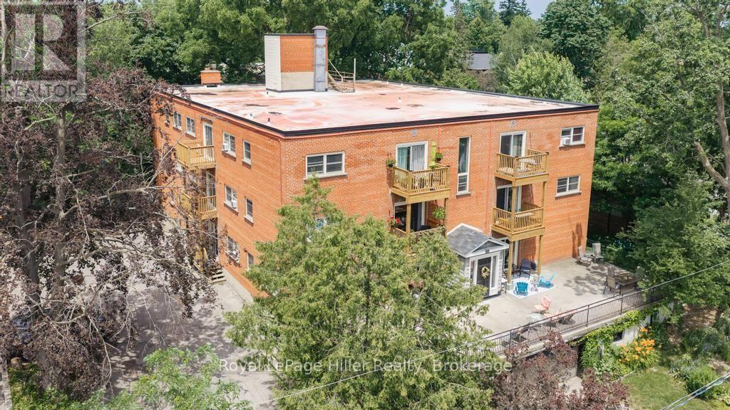 98 WILLIAM STREET E - 3