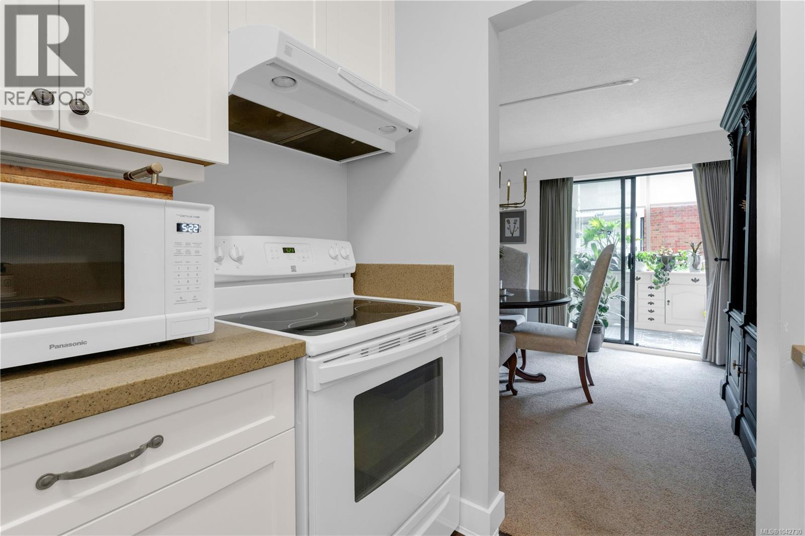 205 2125 Oak Bay Avenue, Oak Bay