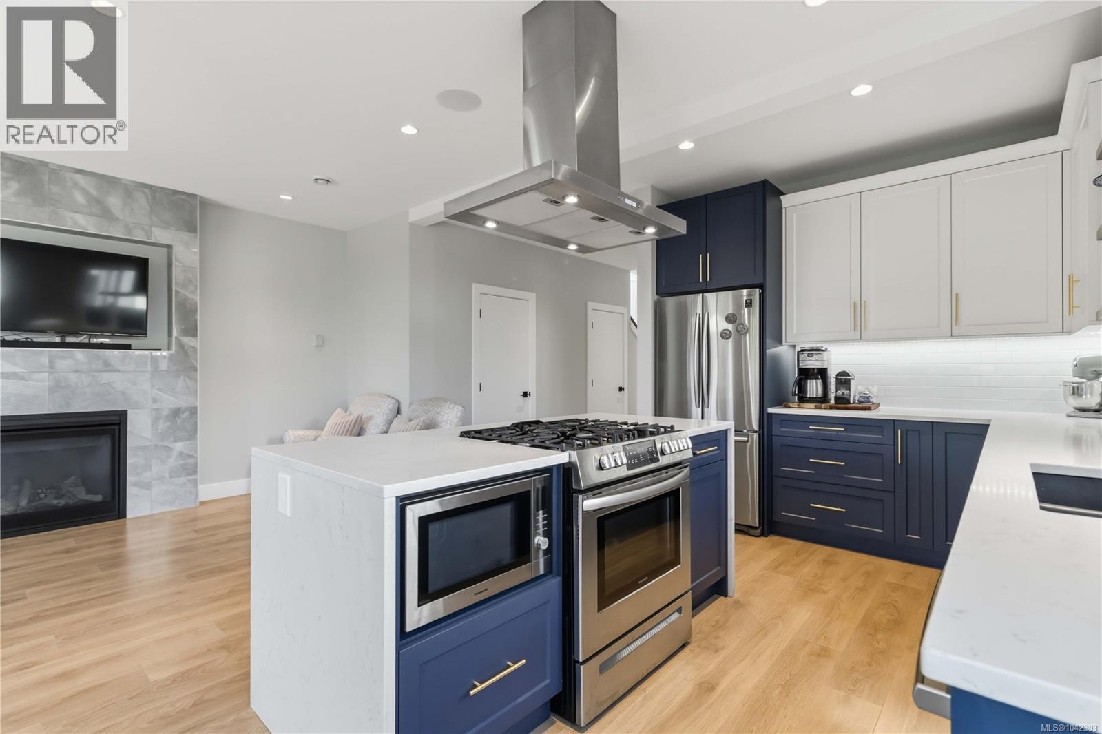 1176 Clarke Rd - 15