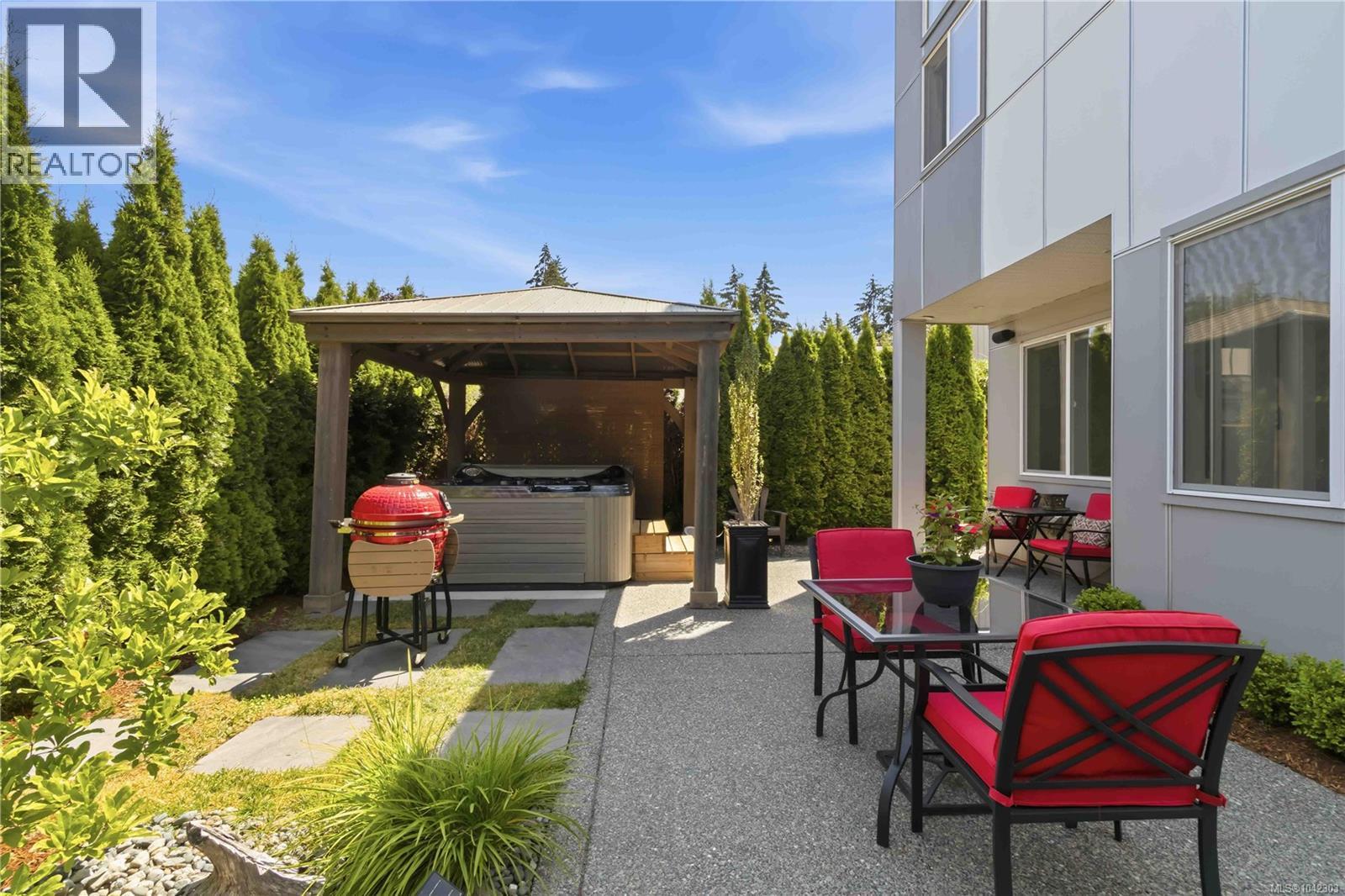 1176 Clarke Rd - 51