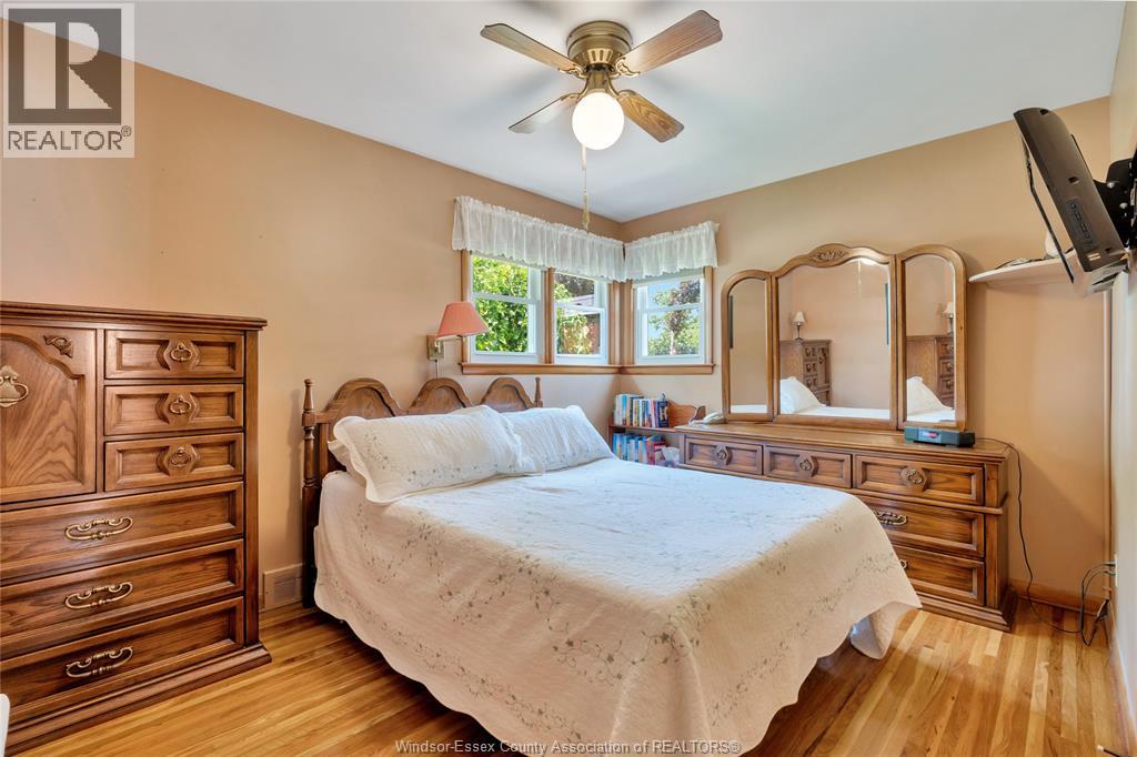 2820 Askin AVENUE - 11