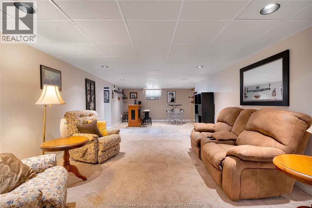 2820 Askin AVENUE - 19