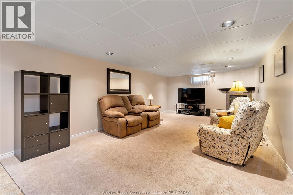 2820 Askin AVENUE - 21