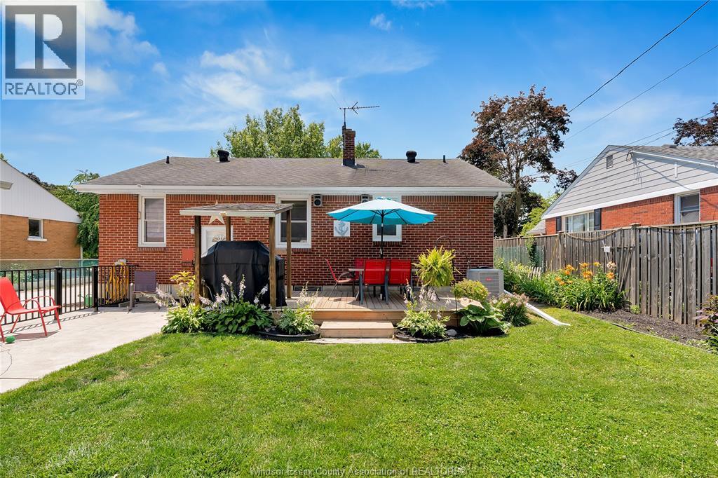 2820 Askin AVENUE - 30