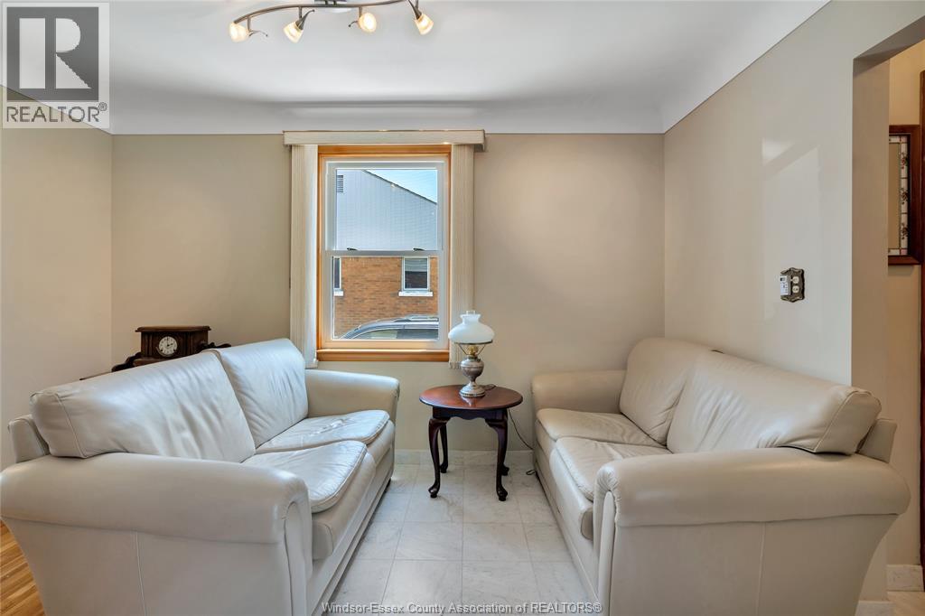 2820 Askin AVENUE - 7