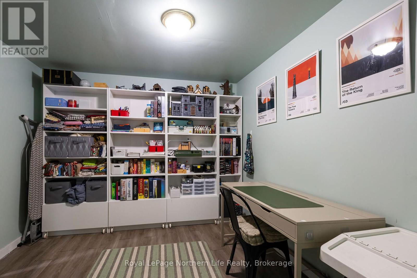 #53 644 LAKESHORE DRIVE - 20