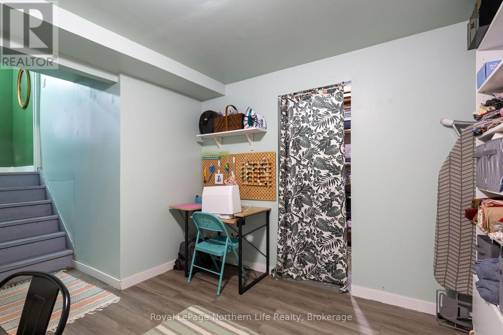 #53 644 LAKESHORE DRIVE - 21