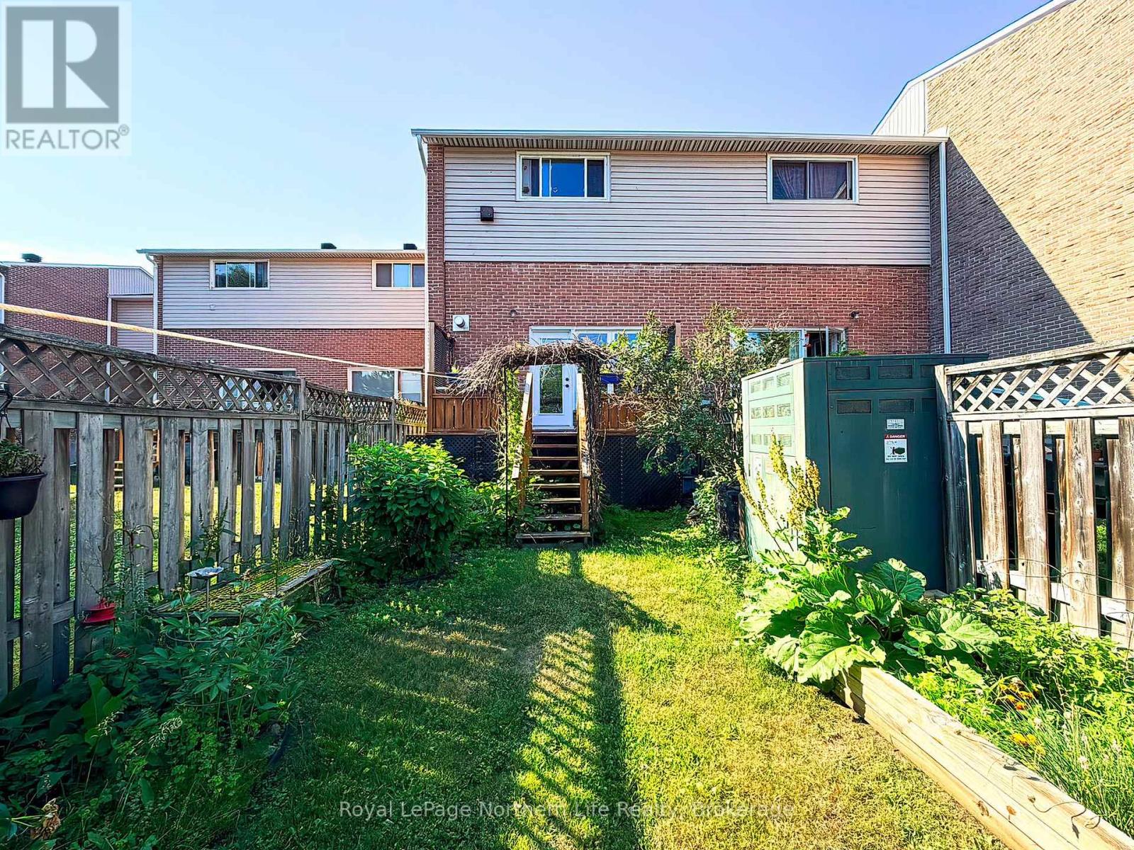 #53 644 LAKESHORE DRIVE - 29