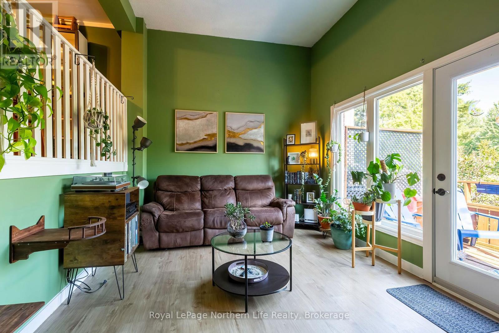 #53 644 LAKESHORE DRIVE - 5