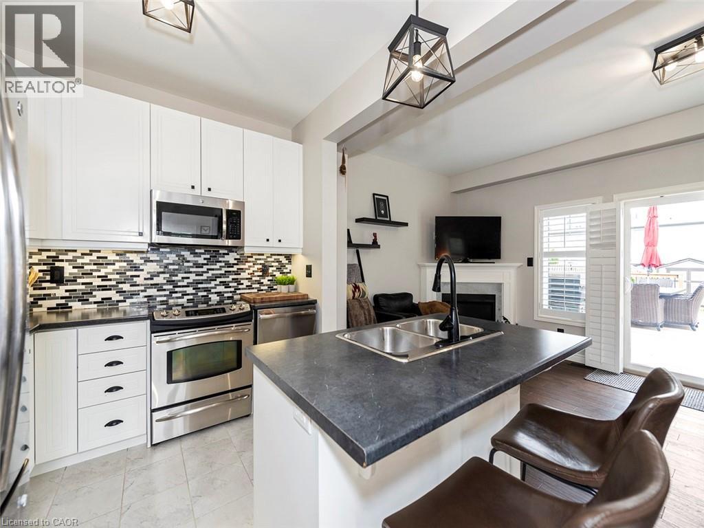 34 DODMAN Crescent - 11