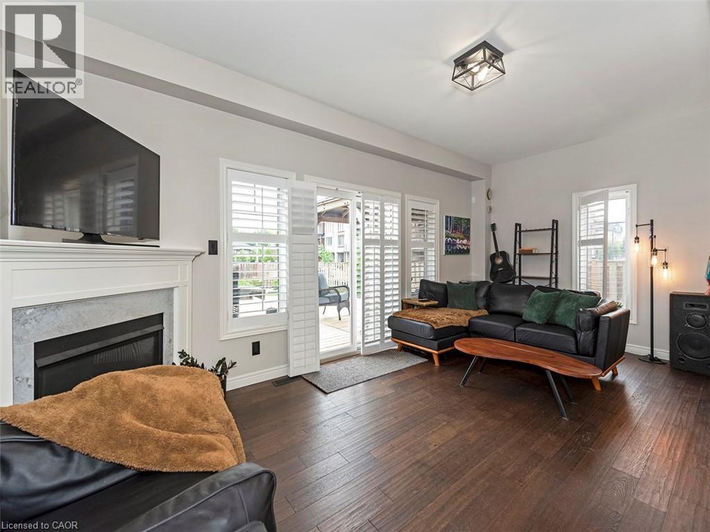 34 DODMAN Crescent - 16