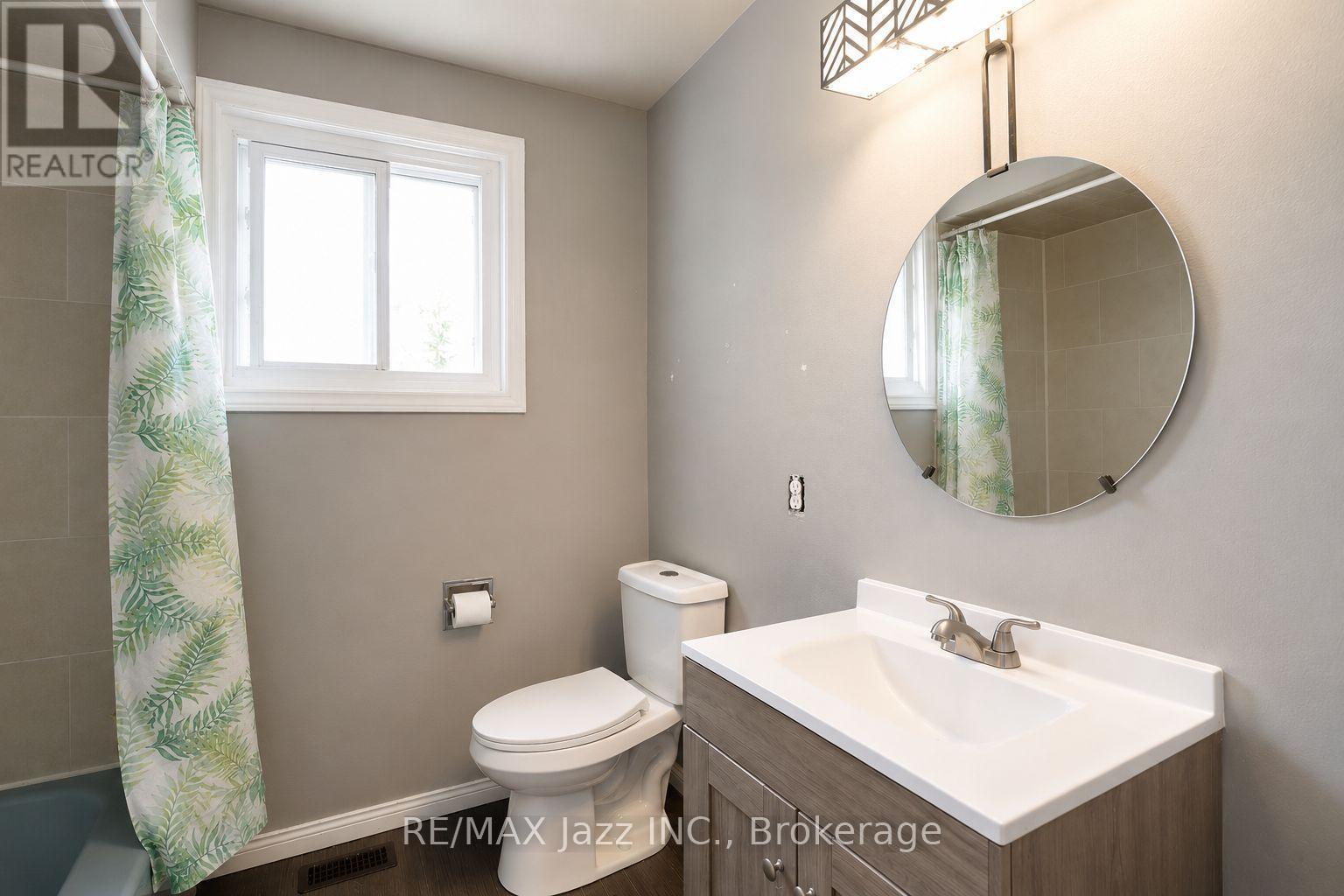 822 MODLIN ROAD - 10