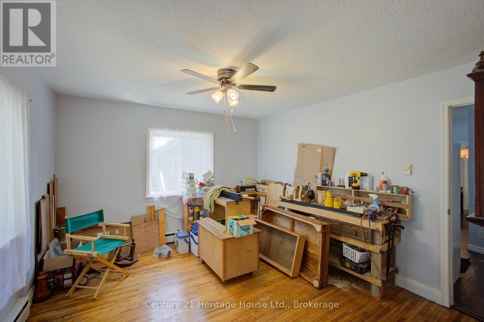 221 PARK STREET W - 5