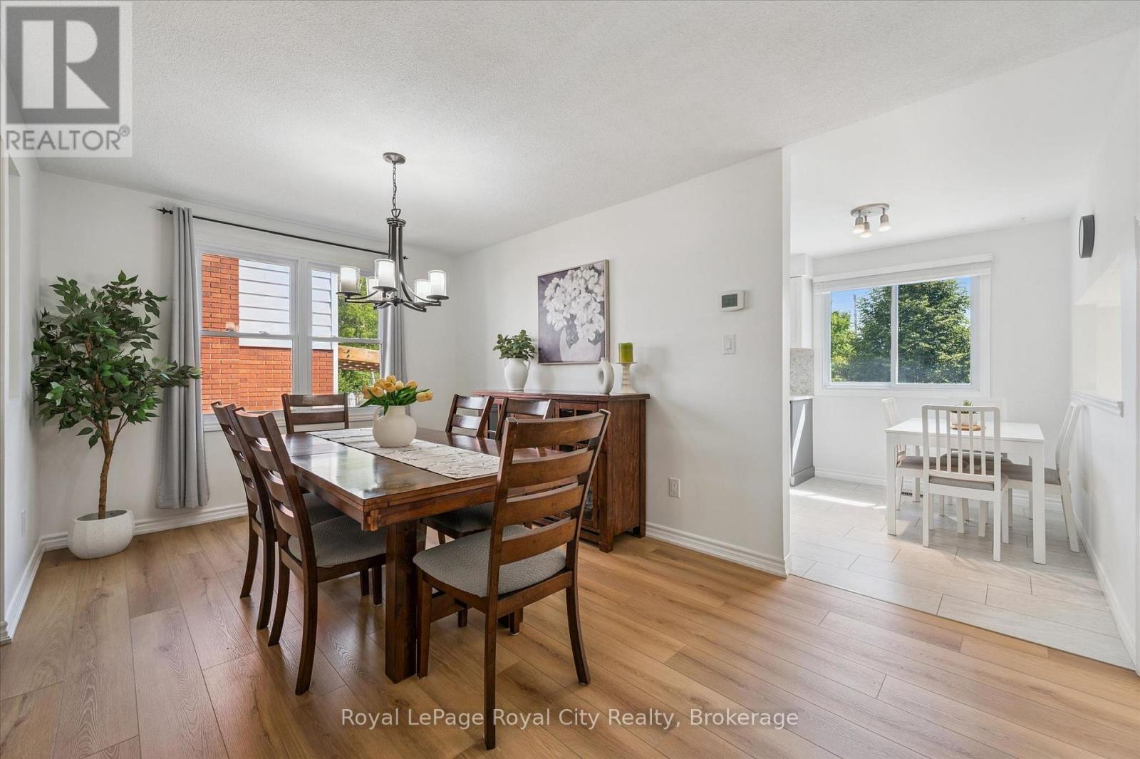 38 SHADYBROOK CRESCENT - 20