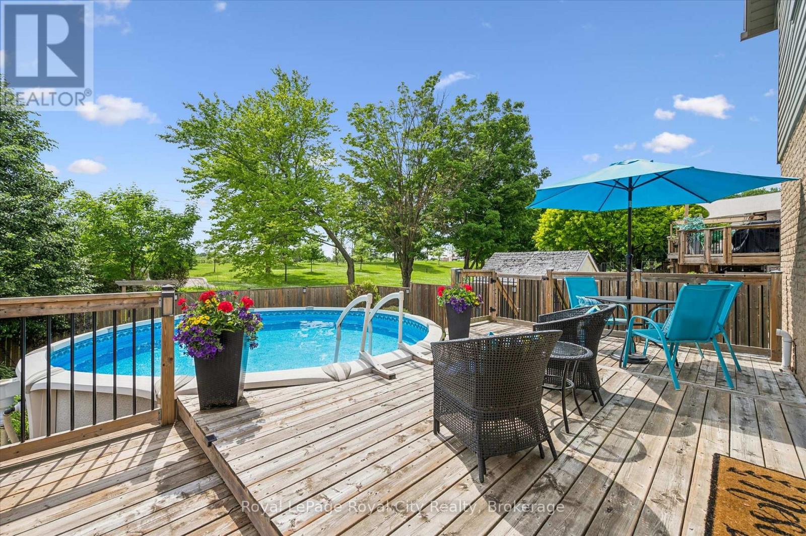 38 SHADYBROOK CRESCENT - 41