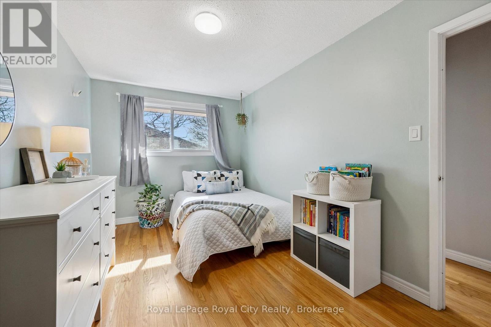 #23 41 RHONDA ROAD - 25