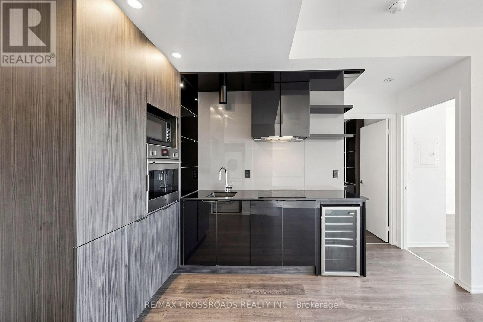 #2816 70 TEMPERANCE STREET - 11