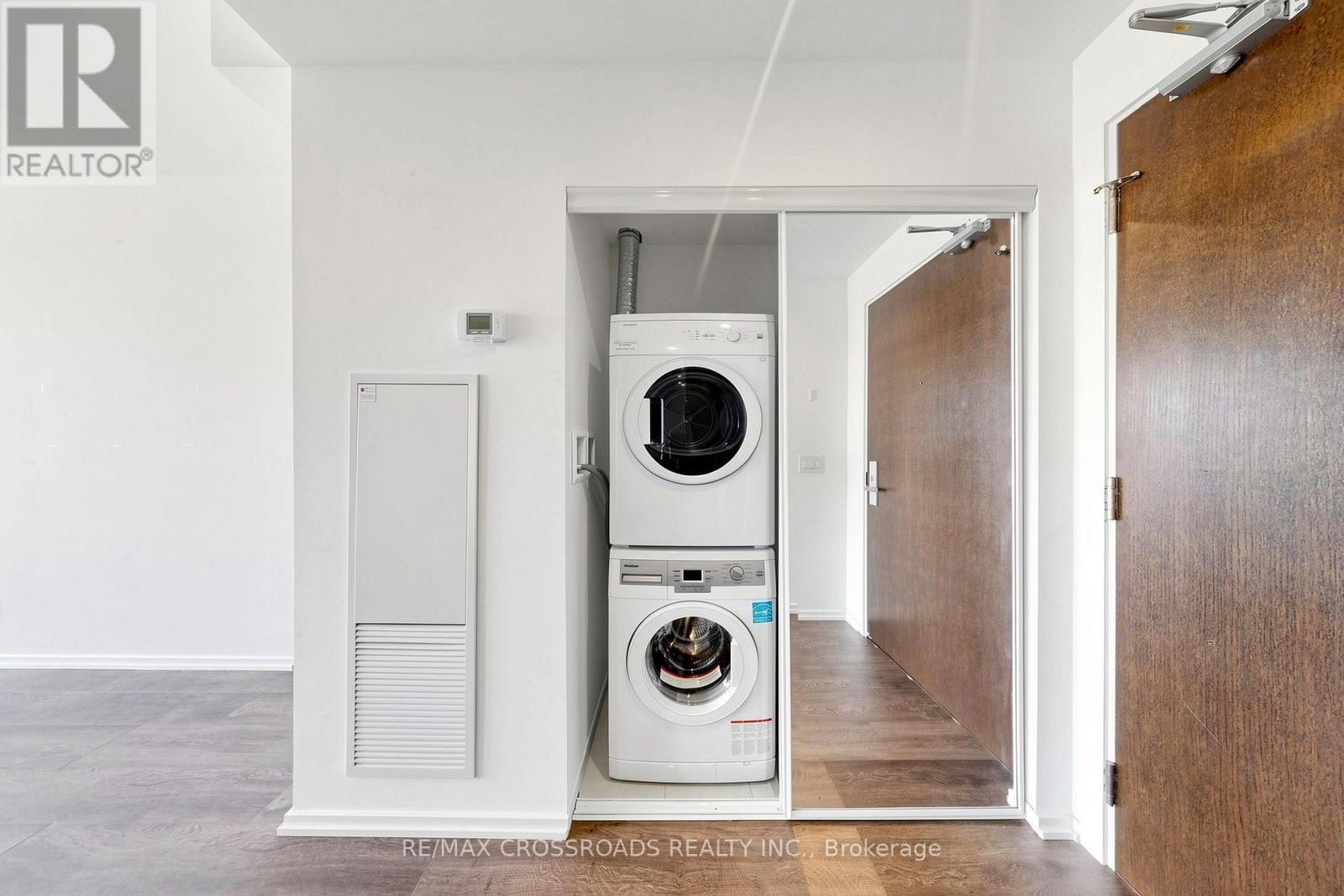 #2816 70 TEMPERANCE STREET - 21