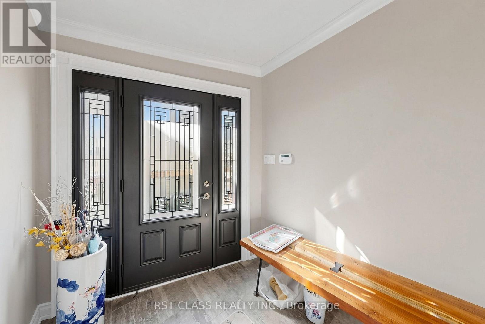 18 YONGE BOULEVARD - Image 21