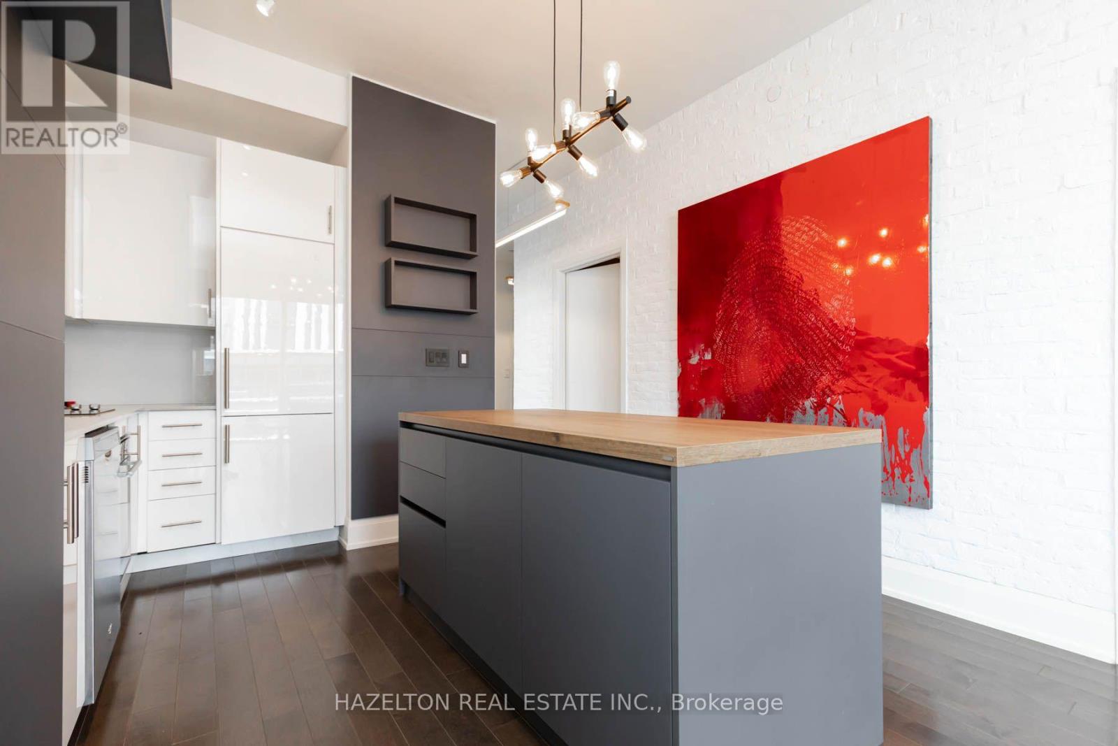 #PH103 460 ADELAIDE STREET E - 12