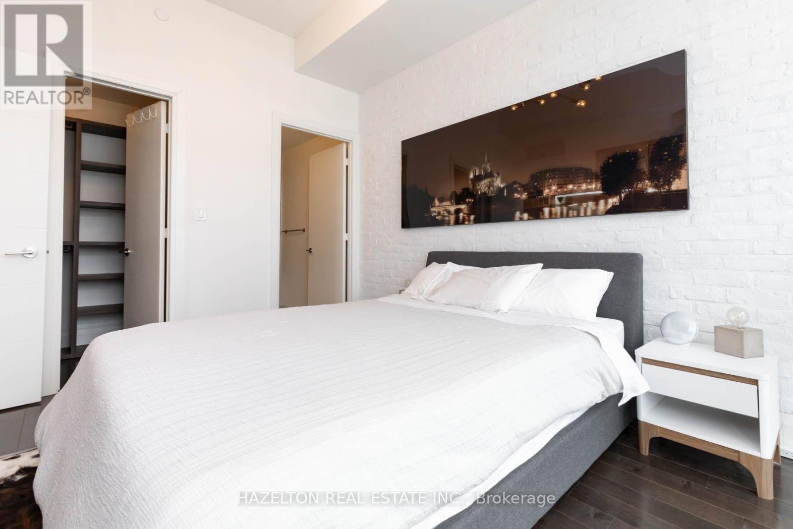 #PH103 460 ADELAIDE STREET E - 15