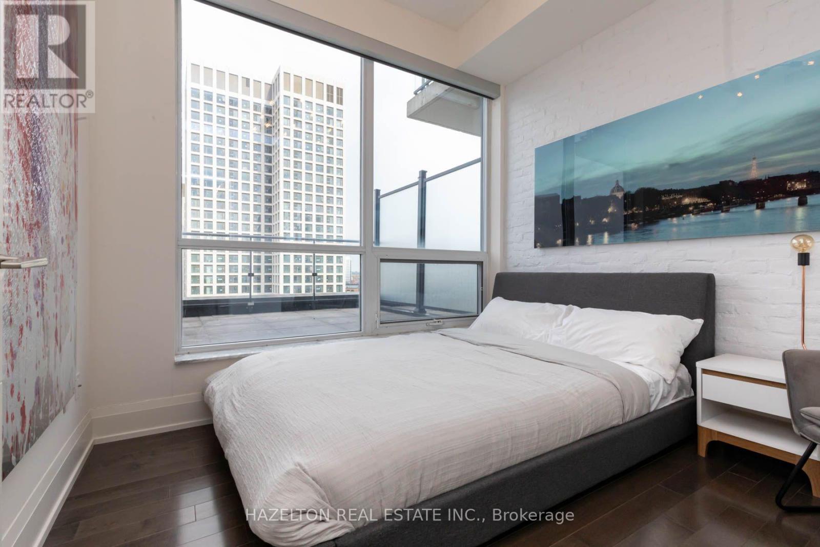#PH103 460 ADELAIDE STREET E - 19