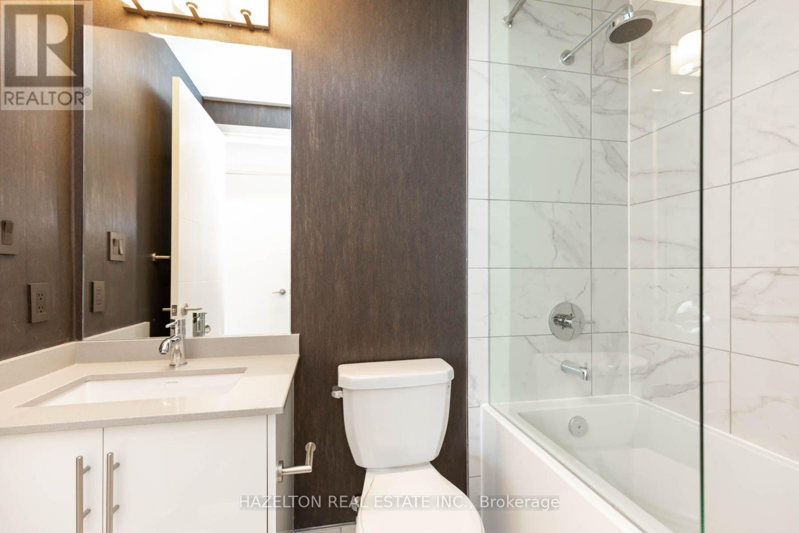 #PH103 460 ADELAIDE STREET E - 22