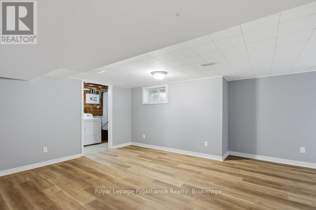 395 SIDNEY STREET - 19