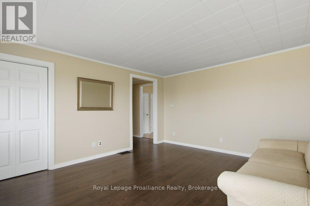 395 SIDNEY STREET - 6