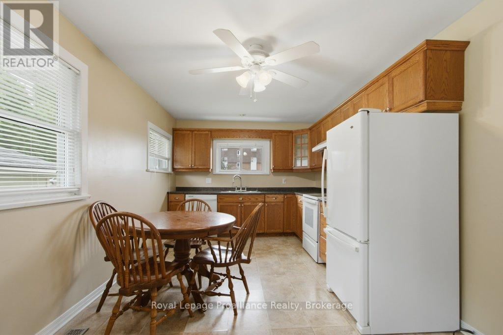 395 SIDNEY STREET - 8