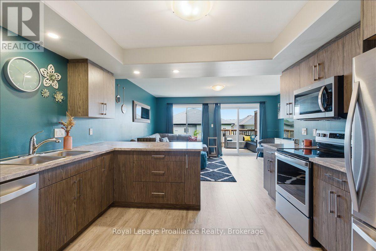 31 DEWAL PLACE - 10