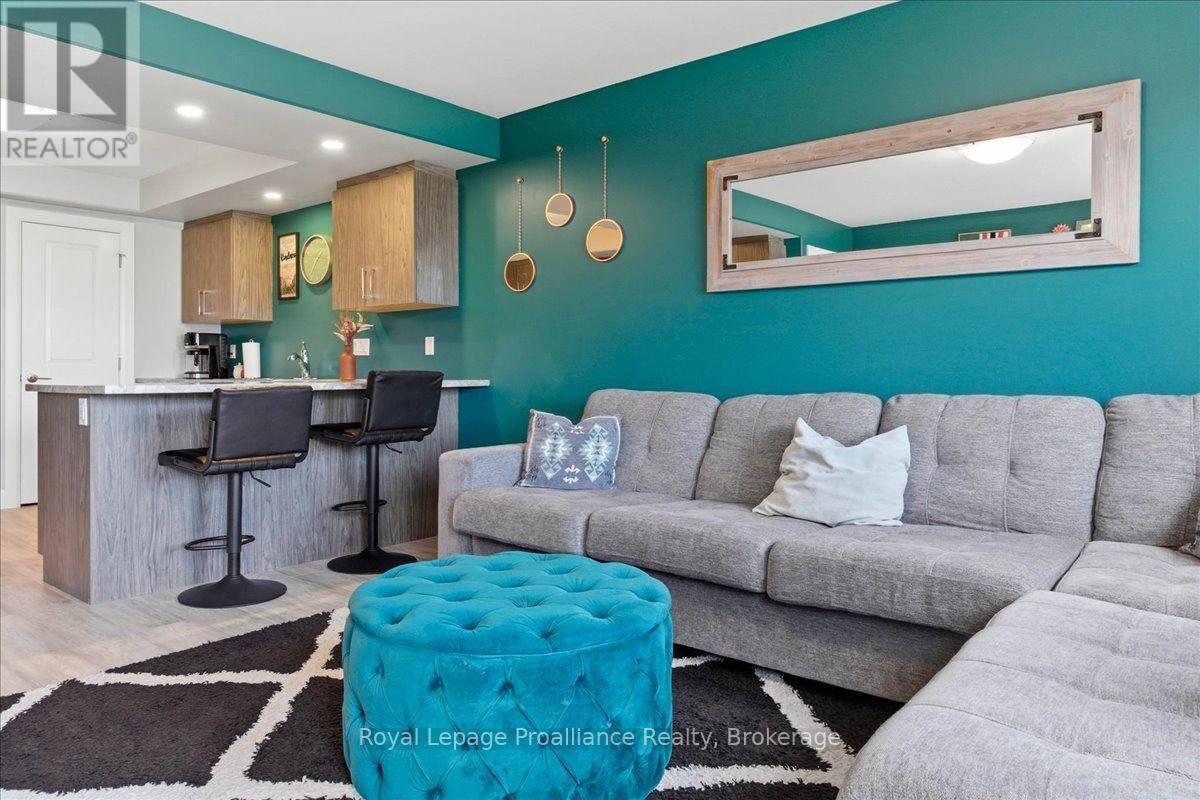 31 DEWAL PLACE - 18