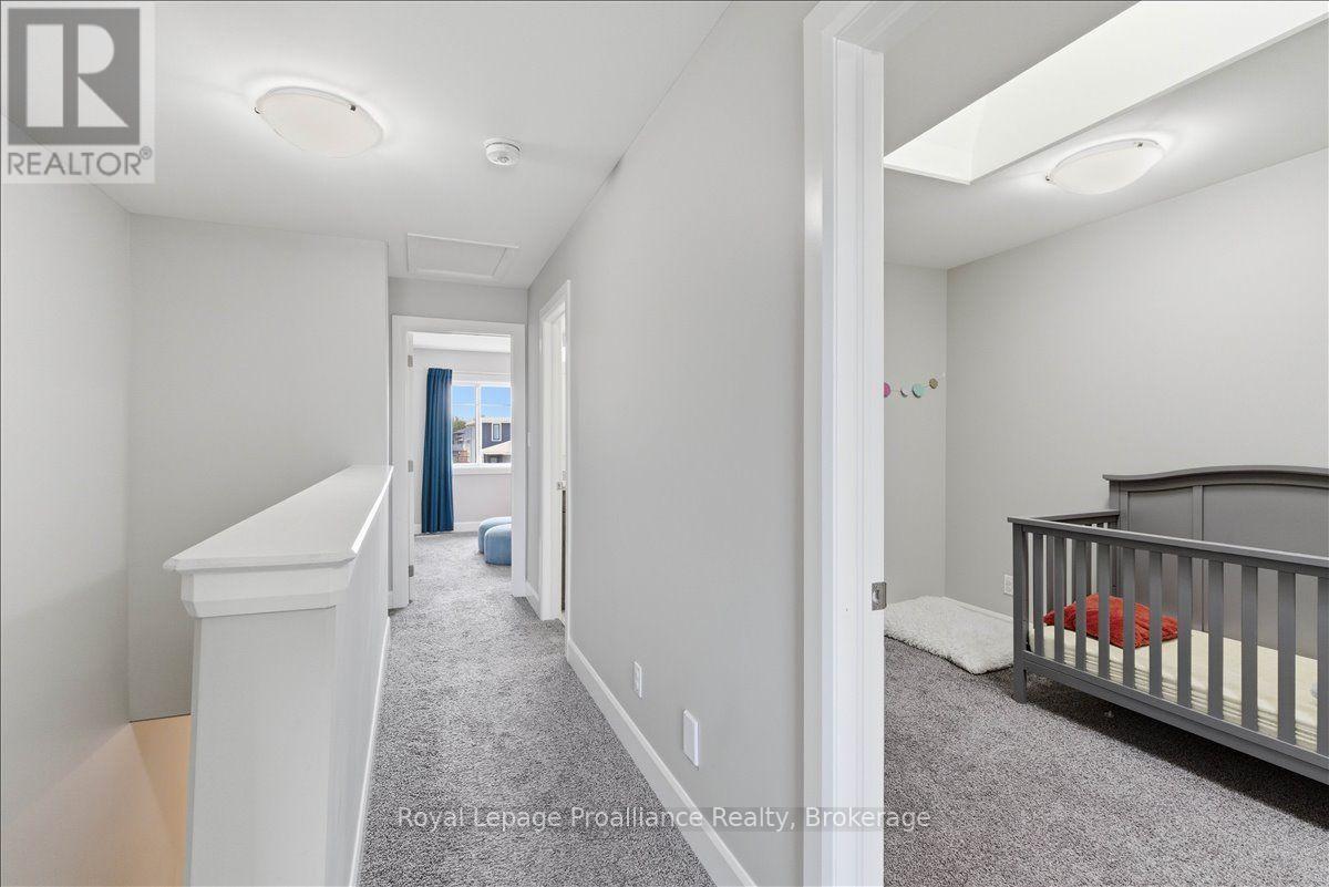 31 DEWAL PLACE - 24