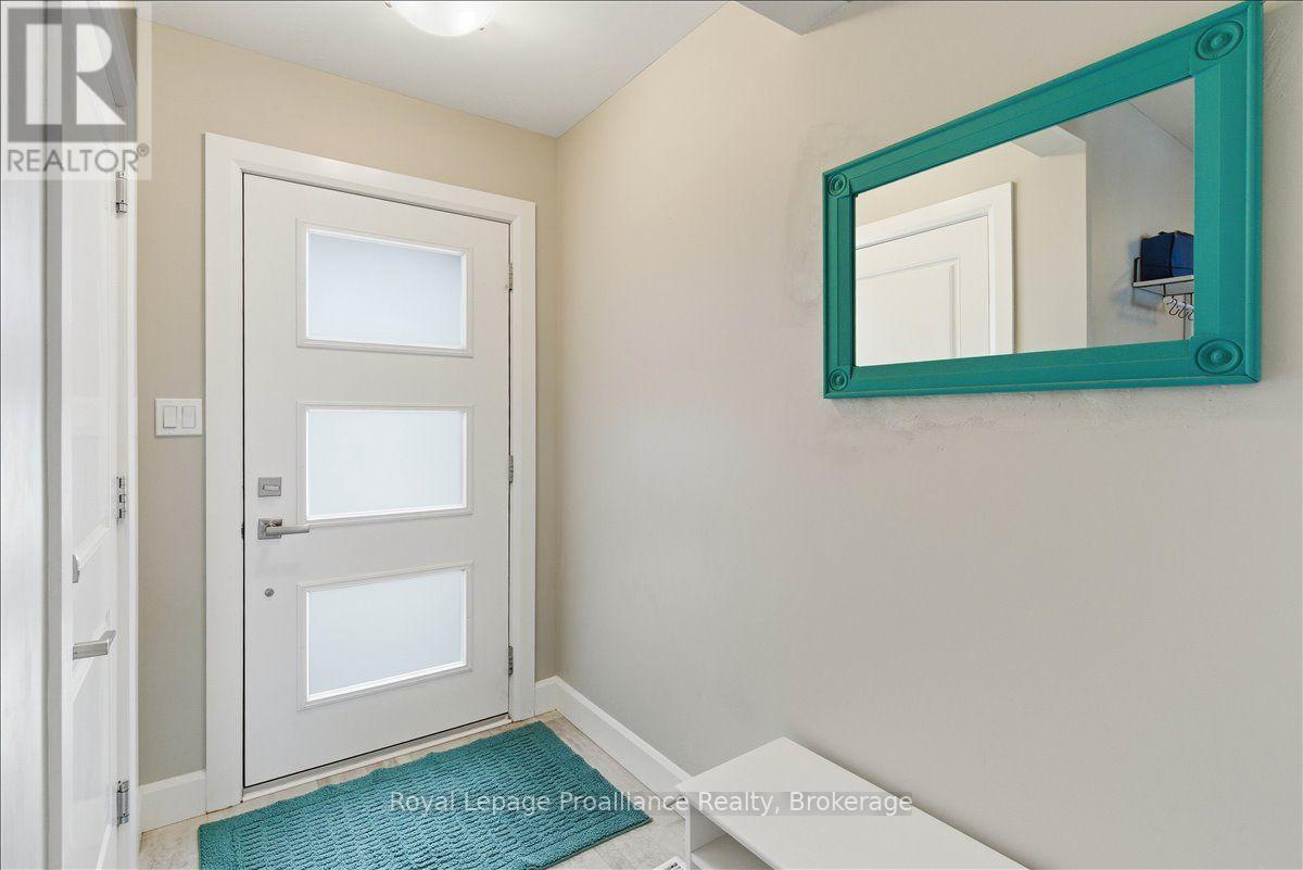 31 DEWAL PLACE - 3