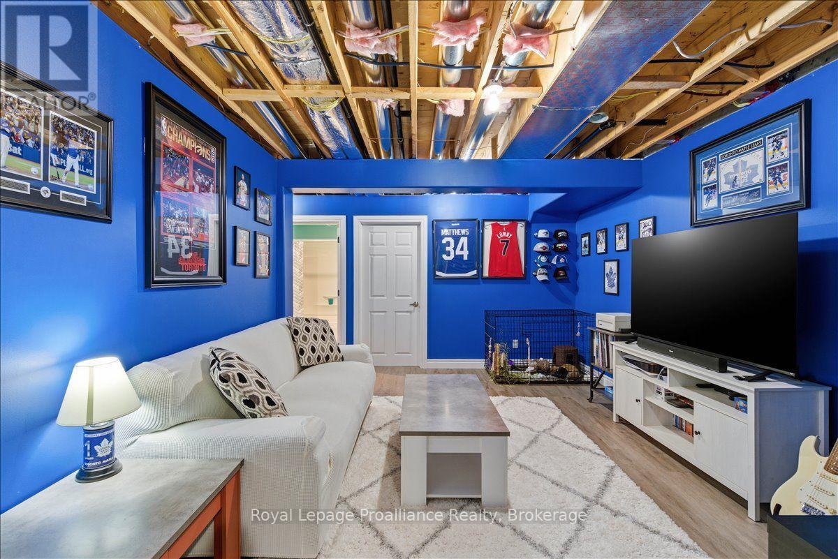 31 DEWAL PLACE - 41