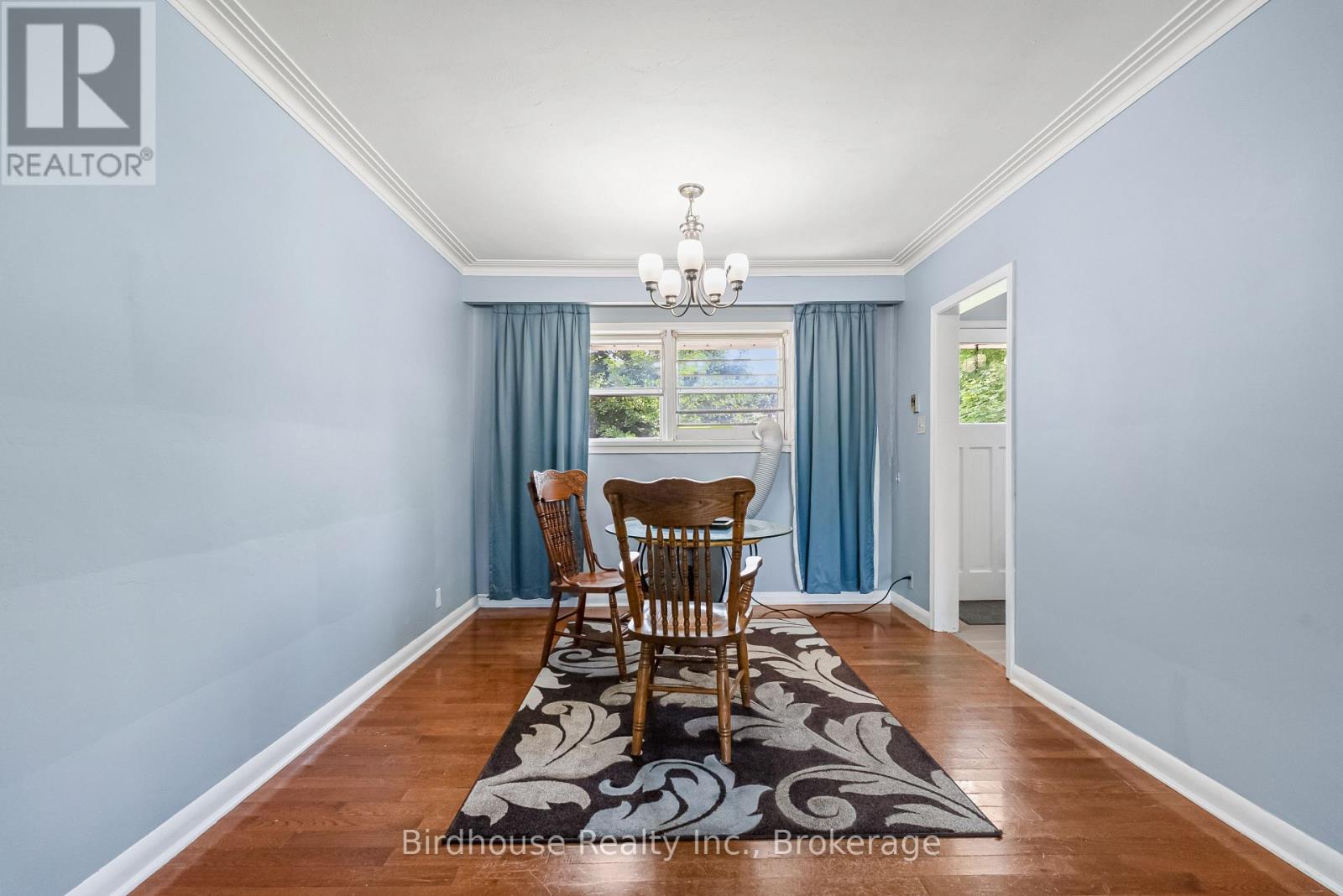 168 ADELAIDE STREET N - 12