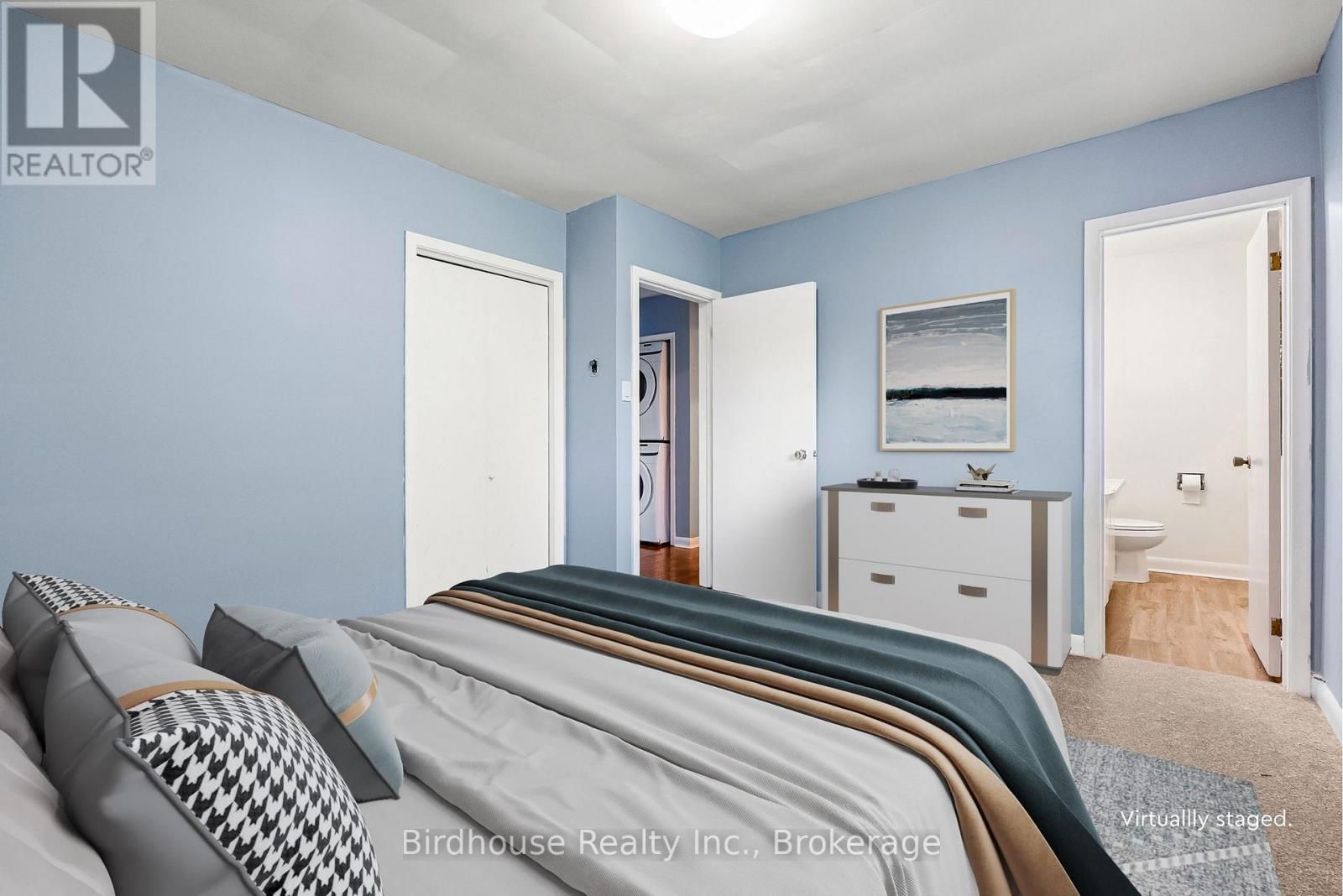 168 ADELAIDE STREET N - 21