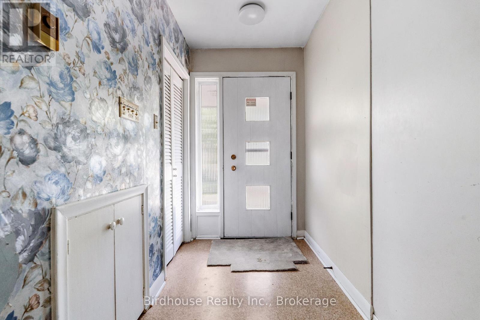 168 ADELAIDE STREET N - 30