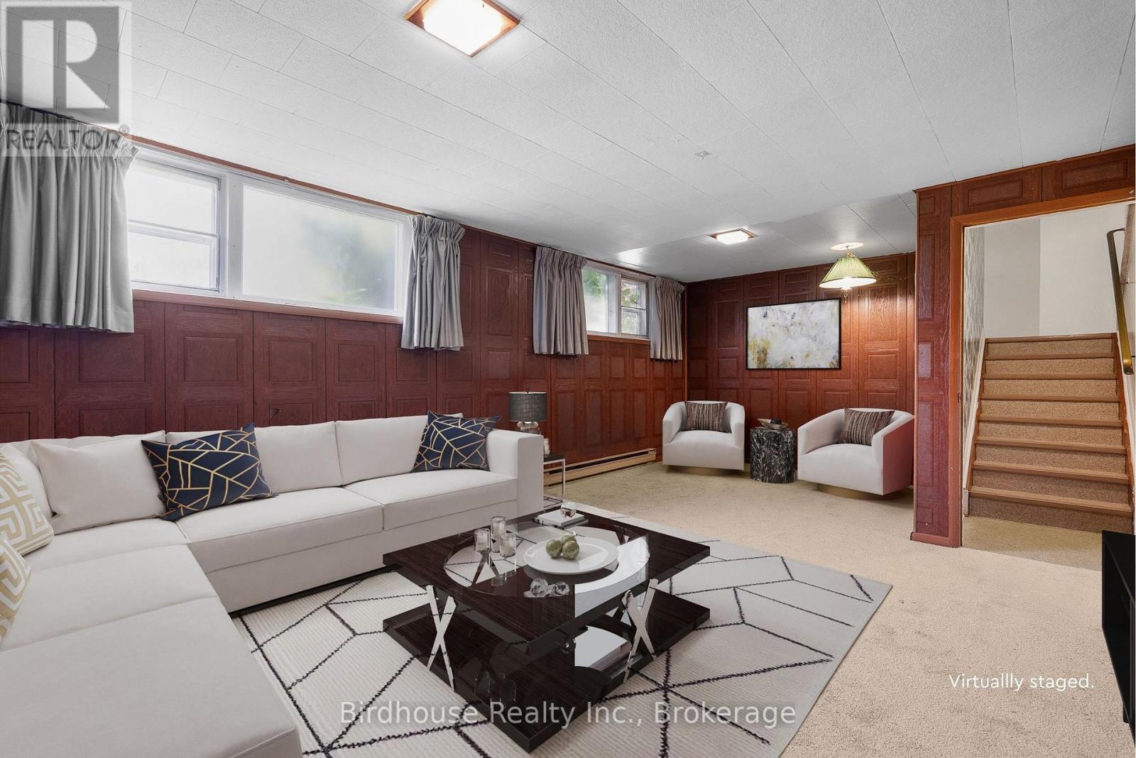 168 ADELAIDE STREET N - 31