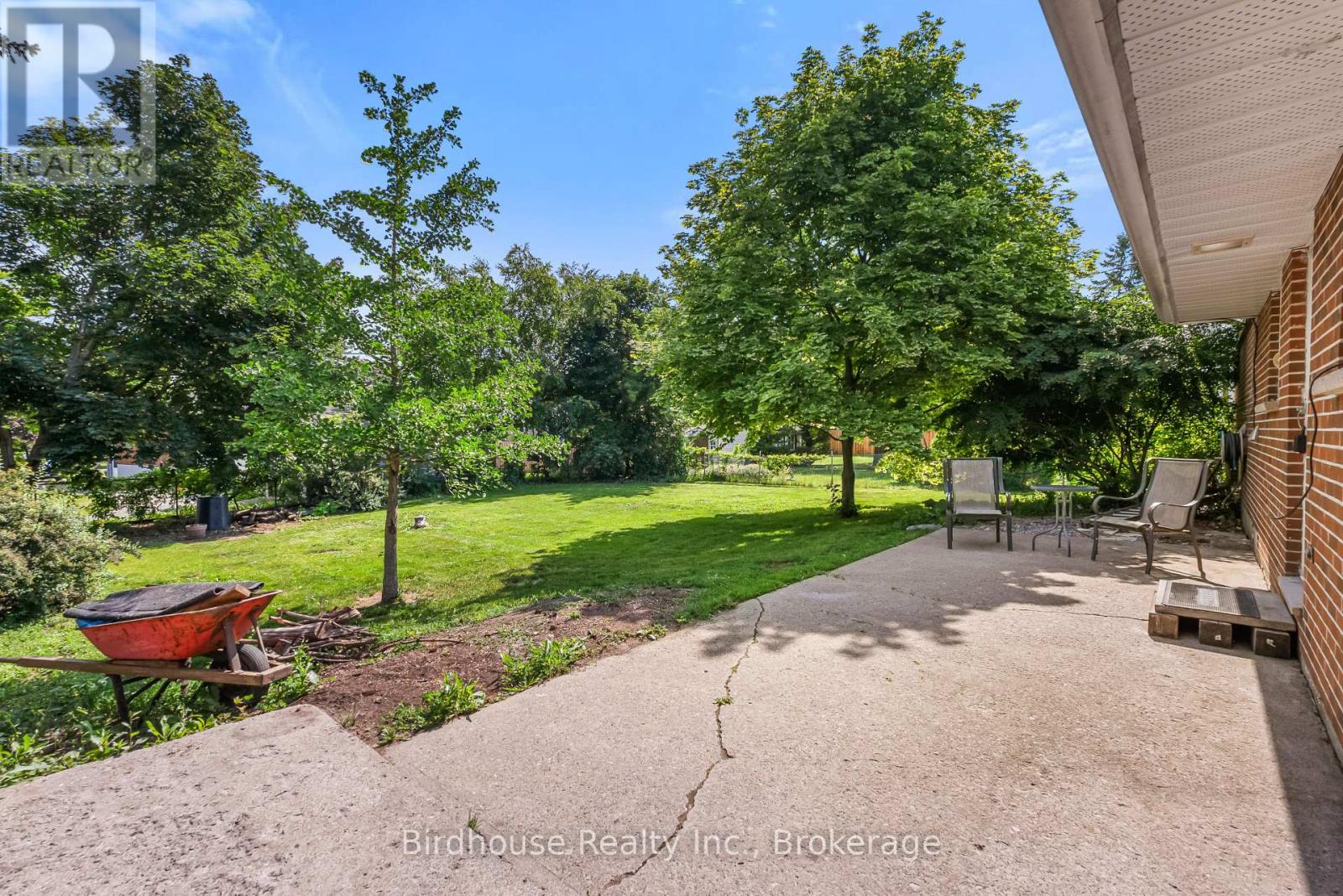 168 ADELAIDE STREET N - 42