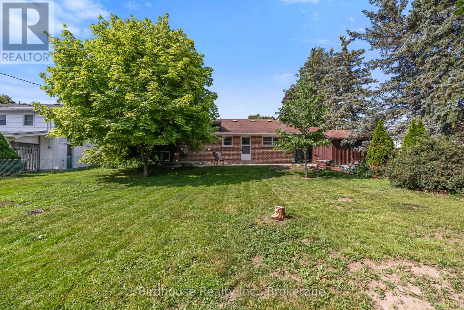 168 ADELAIDE STREET N - 44