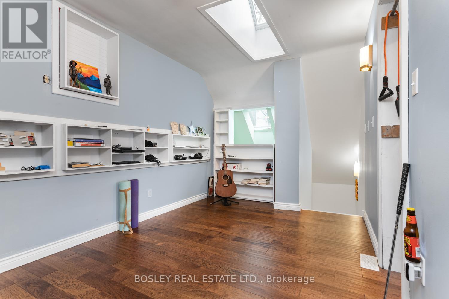 131 KING STREET E - 21