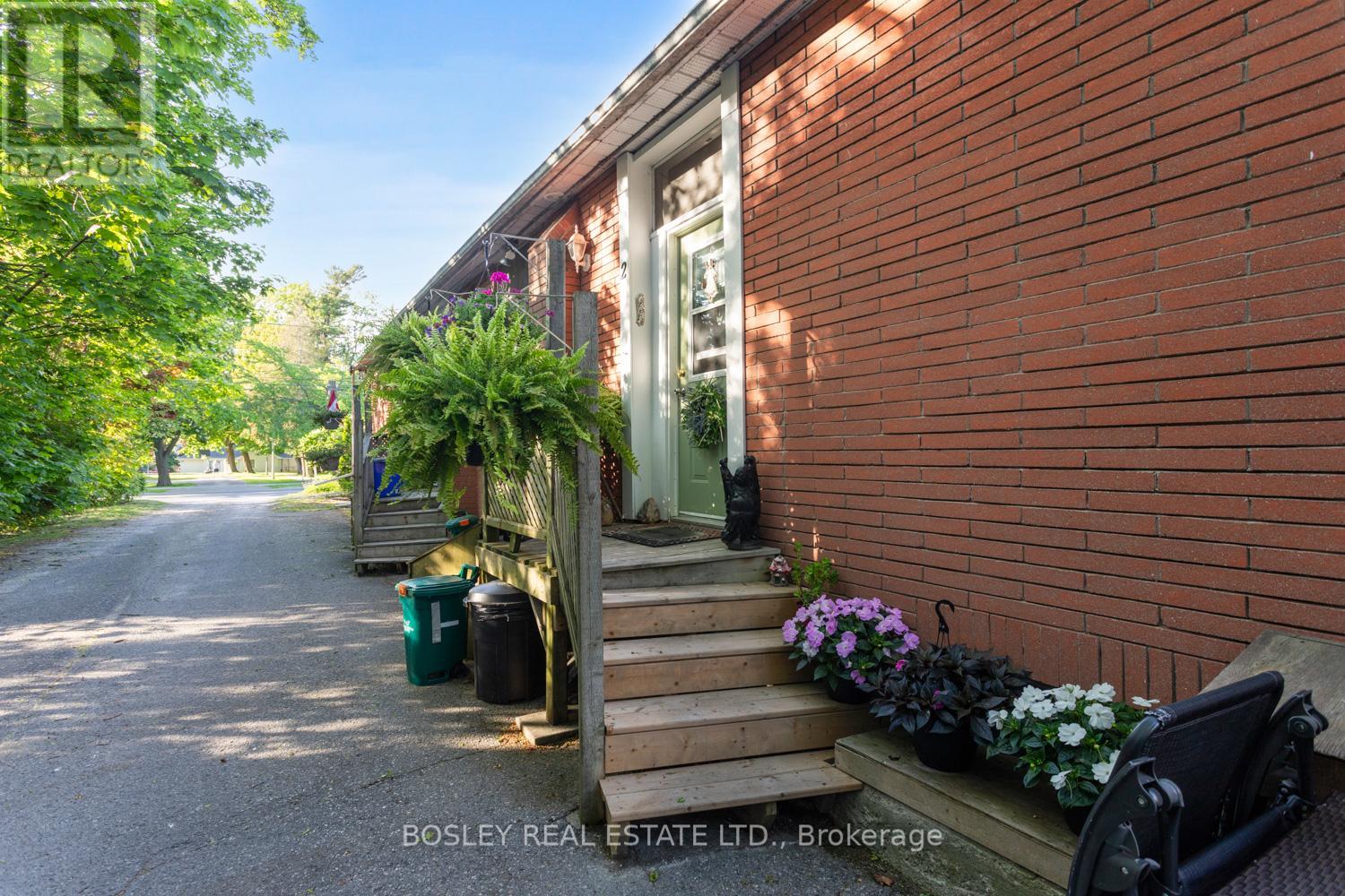 131 KING STREET E - 25