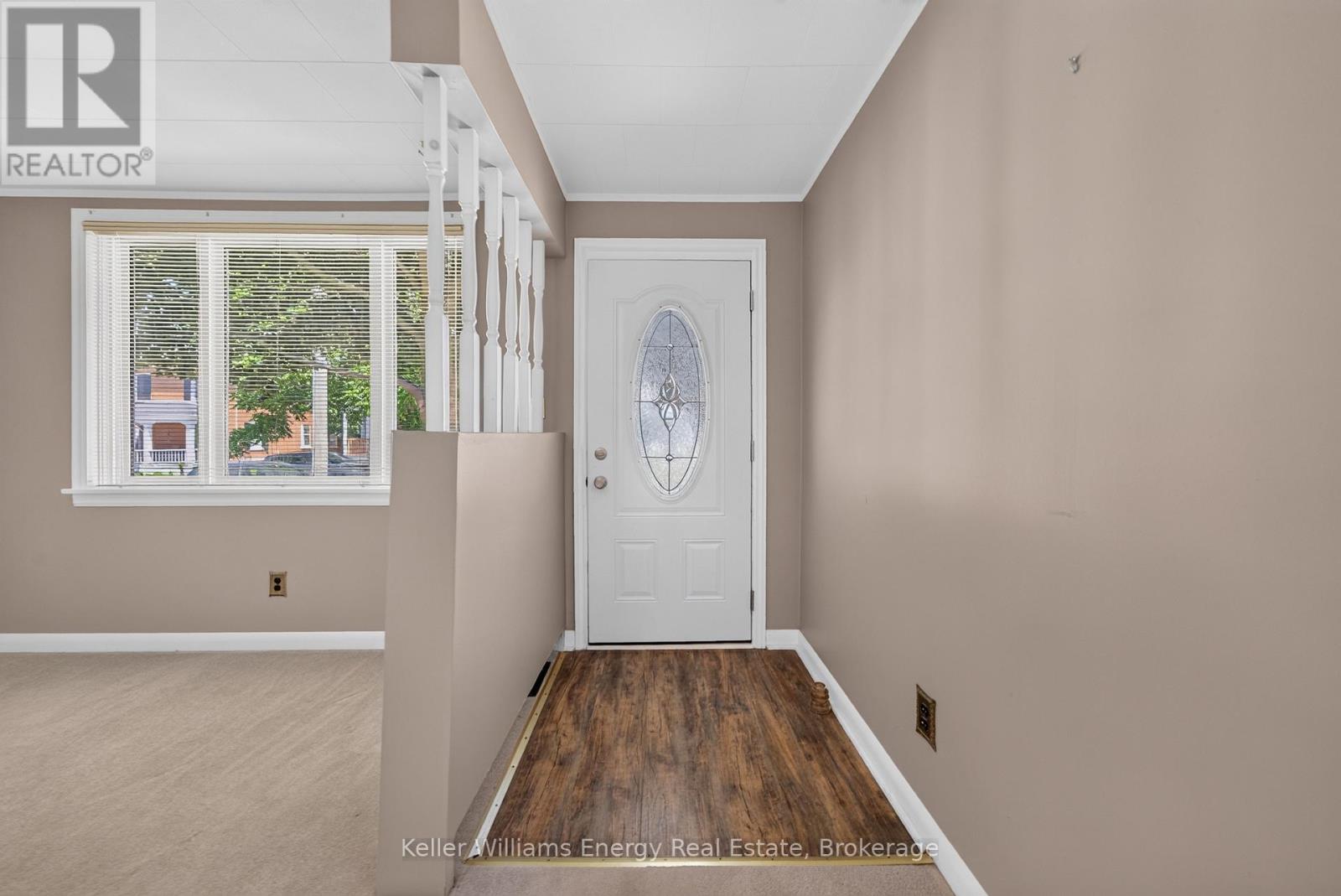 7 MAPLE AVENUE - 22