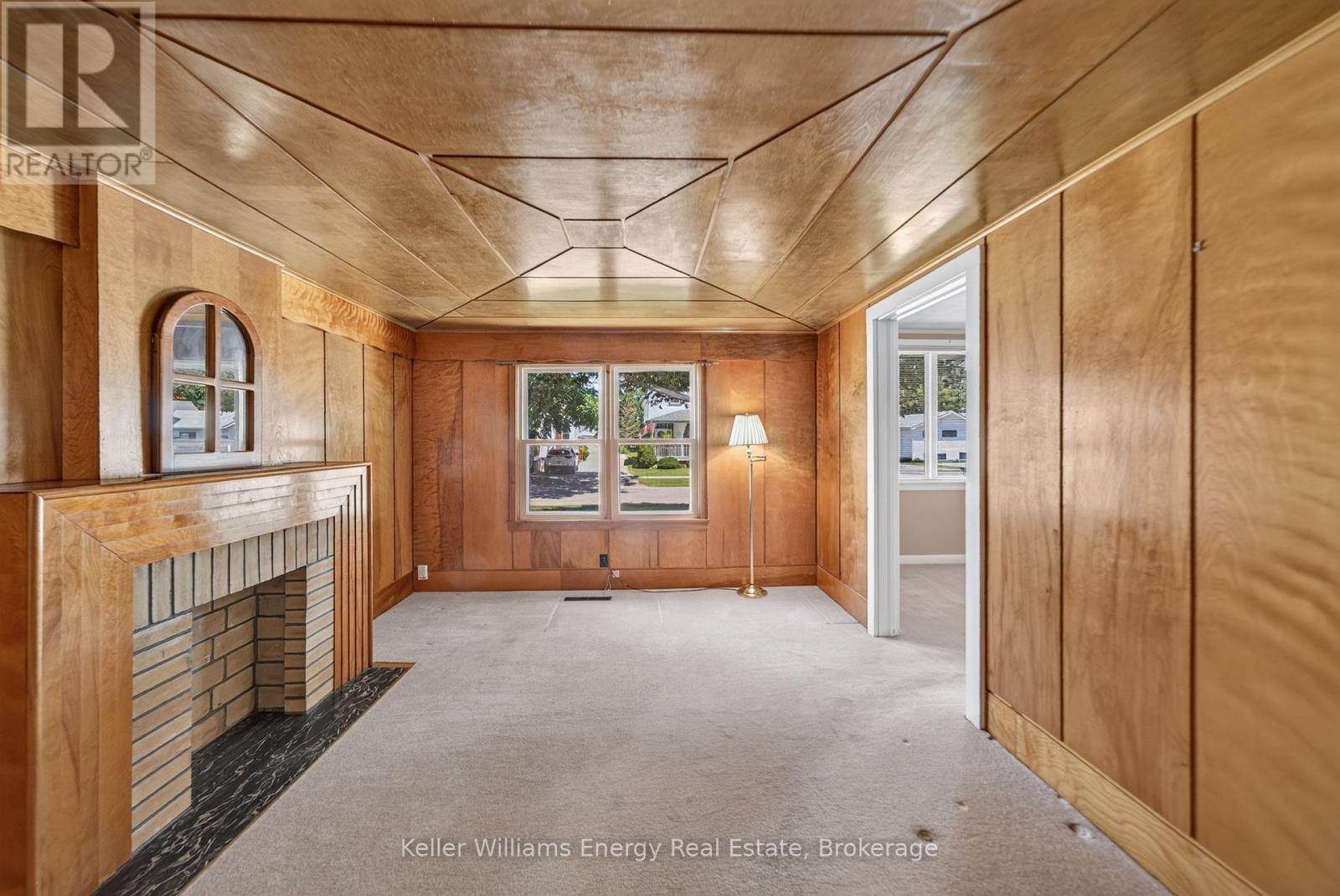 7 MAPLE AVENUE - 26