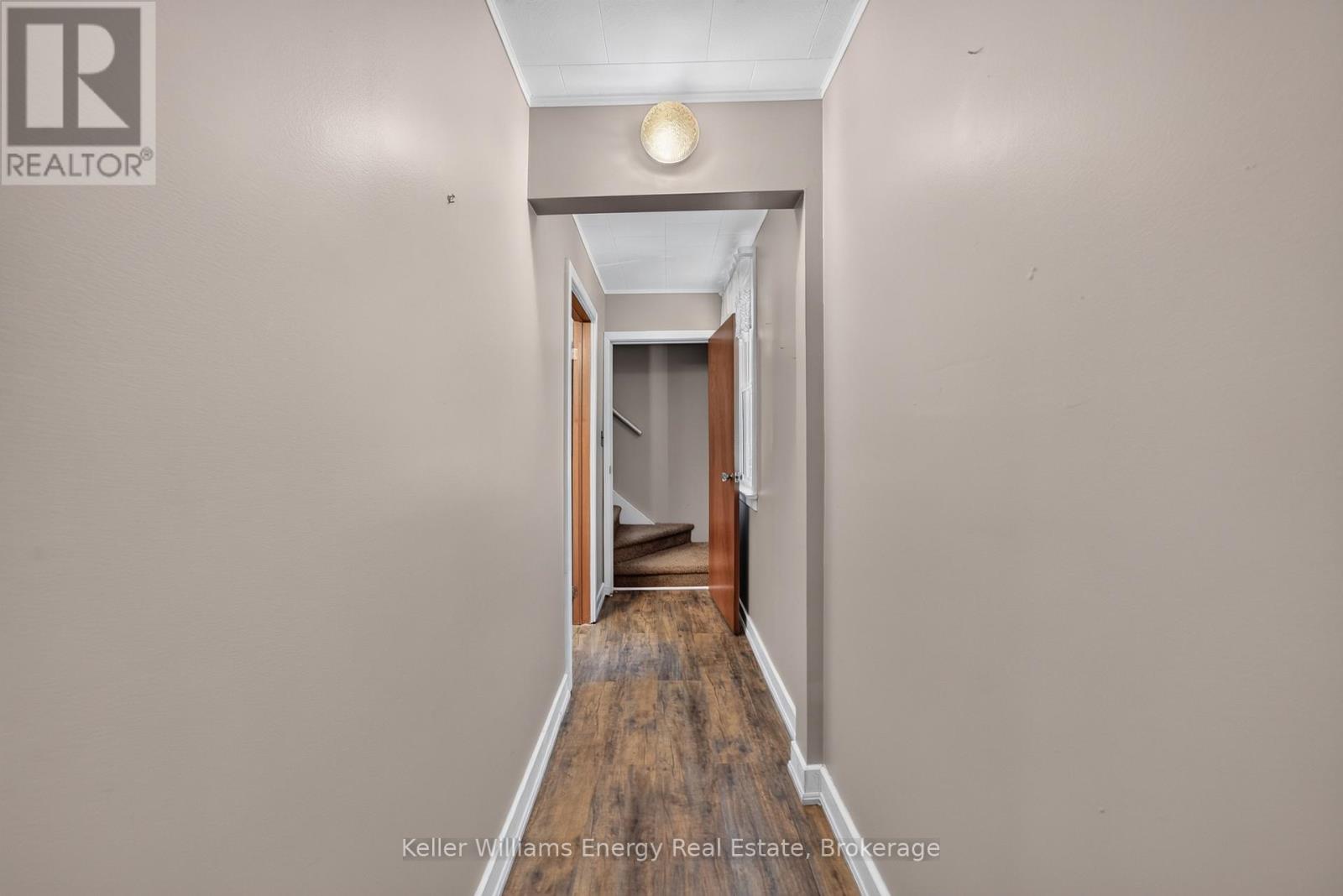 7 MAPLE AVENUE - 34
