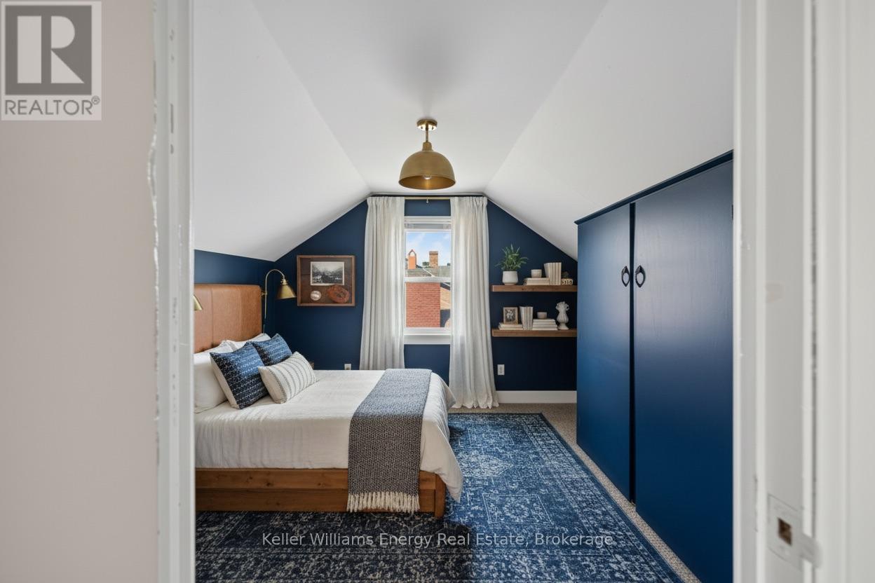 7 MAPLE AVENUE - 41