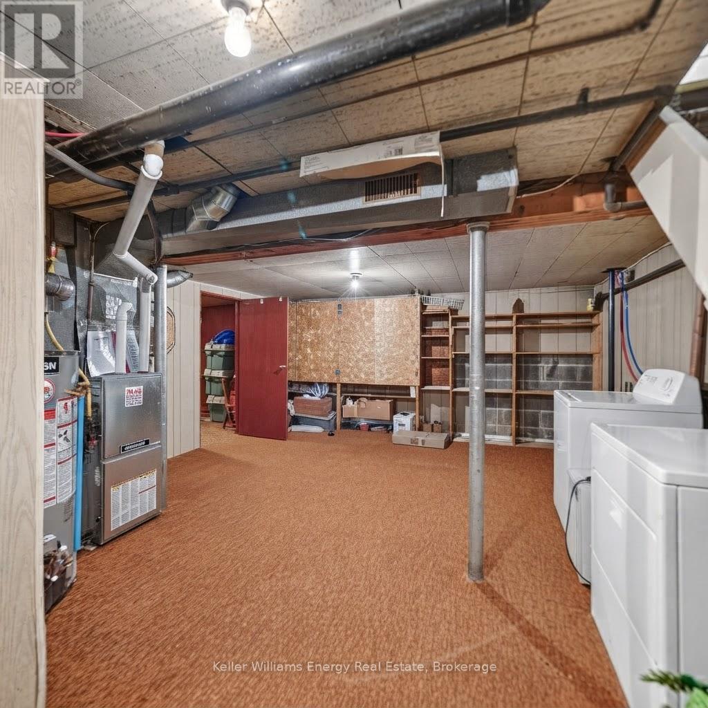 7 MAPLE AVENUE - 45